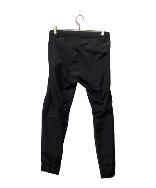 PHENIX（フェニックス）PHENIX (フェニックス) 1PIU1UGUALE3 RELAX (ウノピゥウノウグァーレトレ リラックス) ウィンドロングパンツ ブラック サイズ:Mの古着・服飾アイテム