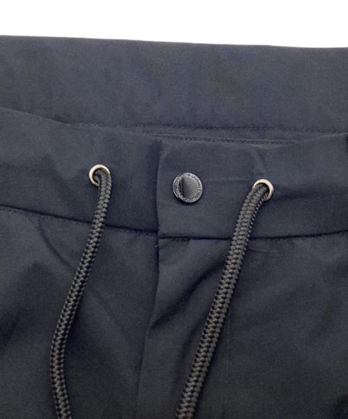 PHENIX（フェニックス）PHENIX (フェニックス) 1PIU1UGUALE3 RELAX (ウノピゥウノウグァーレトレ リラックス) ウィンドロングパンツ ブラック サイズ:Mの古着・服飾アイテム