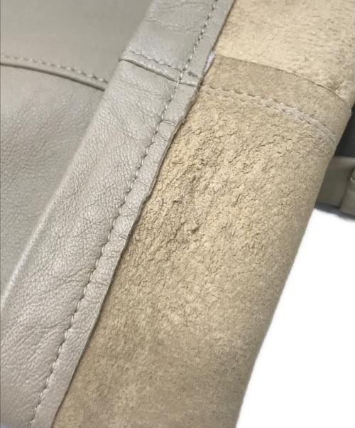 AURALEE（オーラリー）AURALEE (オーラリー) LIGHT LAMB LEATHER EASY PANTS ベージュ サイズ:3の古着・服飾アイテム