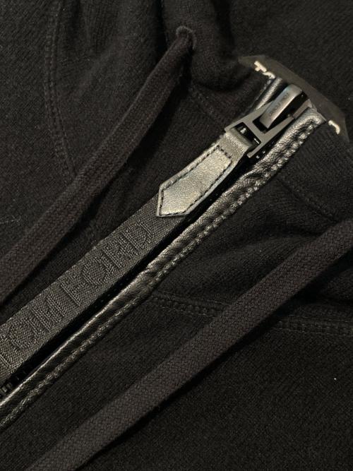 TOM FORD（トムフォード）TOM FORD (トムフォード) レザーパイピングカシミヤジップパーカー ブラック サイズ:50の古着・服飾アイテム