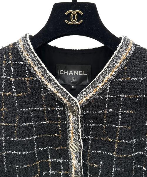 CHANEL（シャネル）CHANEL (シャネル) ノーカラーファンタジーツイードジャケット ブラック サイズ:36の古着・服飾アイテム