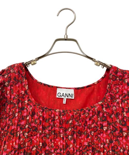 GANNI（ガニー）GANNI (ガニー) プリーツブラウス レッド サイズ:36の古着・服飾アイテム