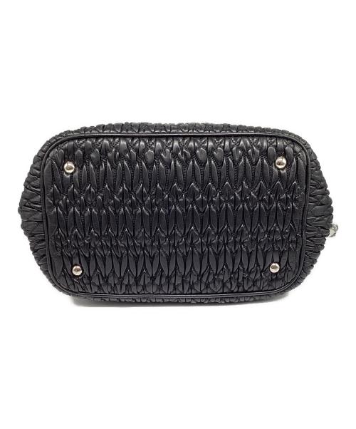 MIU MIU（ミュウミュウ）MIU MIU (ミュウミュウ) ナッパクリスタル ブラックの古着・服飾アイテム