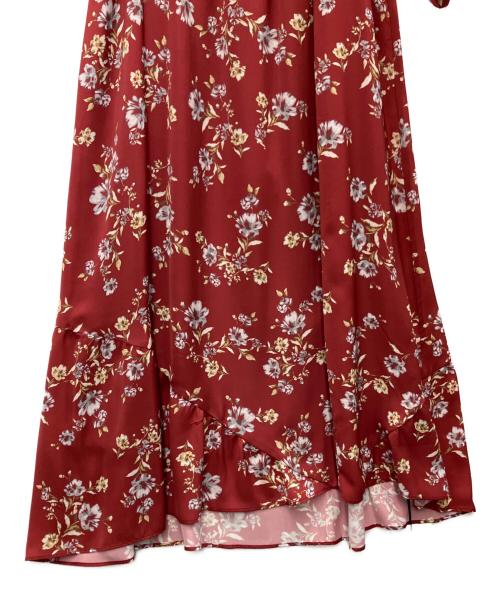 Mystrada（マイストラーダ）Mystrada (マイストラーダ) エアリーサテンワンピース レッド サイズ:SIZE 38 未使用品の古着・服飾アイテム