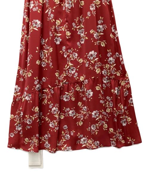 Mystrada（マイストラーダ）Mystrada (マイストラーダ) エアリーサテンワンピース レッド サイズ:SIZE 38 未使用品の古着・服飾アイテム