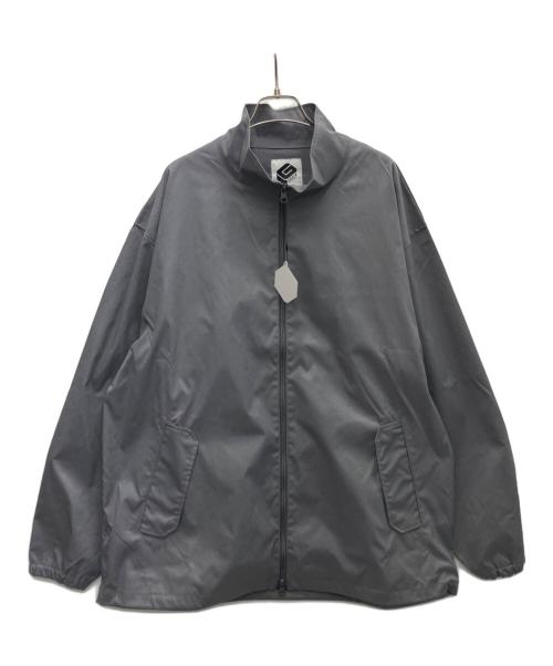 G-SHOCK PRODUCTS（ジーショック プロダクツ）G-SHOCK PRODUCTS (ジーショック プロダクツ) PAISLEY PATTERN EMBOSS BLOUSON グレー サイズ:XL 未使用品の古着・服飾アイテム