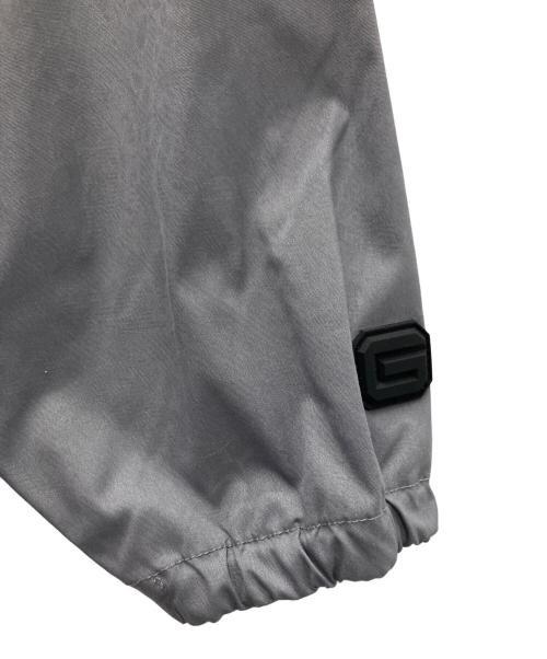 G-SHOCK PRODUCTS（ジーショック プロダクツ）G-SHOCK PRODUCTS (ジーショック プロダクツ) PAISLEY PATTERN EMBOSS BLOUSON グレー サイズ:XL 未使用品の古着・服飾アイテム