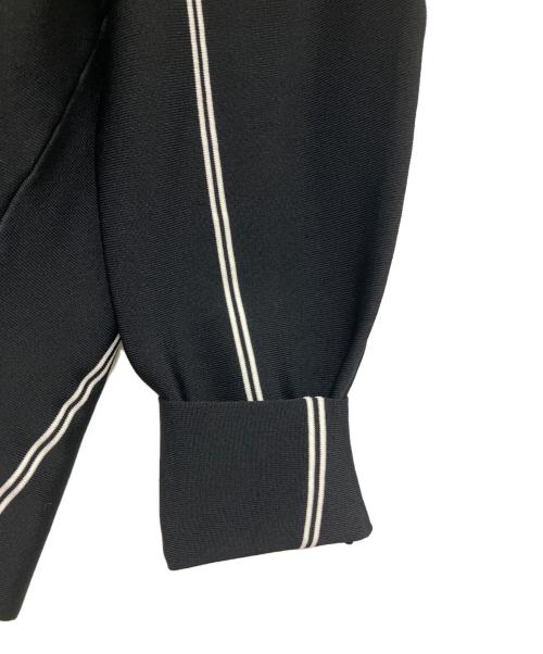 RITO（リト）RITO (リト) ストライプVネックカーディガン ブラック サイズ:38の古着・服飾アイテム