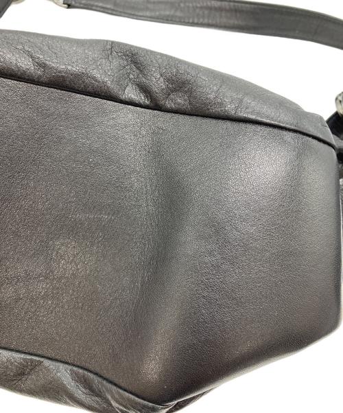 discord Yohji Yamamoto（ディスコード ヨウジヤマモト）discord Yohji Yamamoto (ディスコード ヨウジヤマモト) レザーショルダーバッグ　TULIPS ブラックの古着・服飾アイテム
