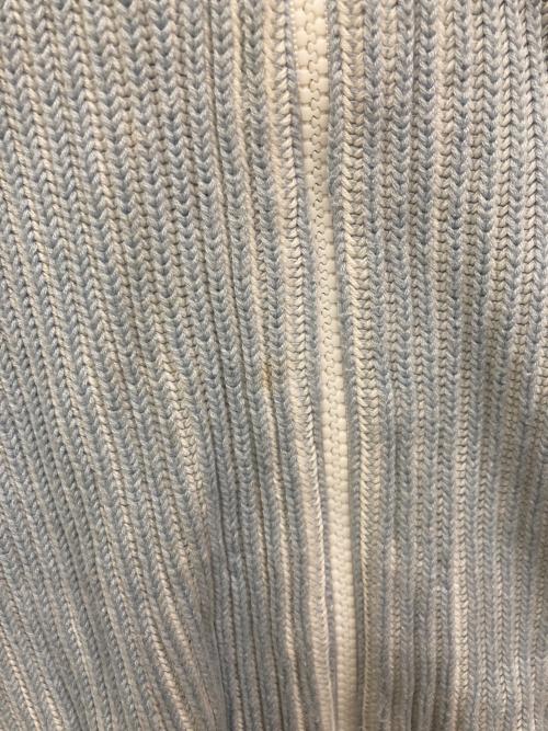 Matin Kim（マーティン・キム）matin kim (マーティン・キム) SLEEVE POINT ZIP UP CARDIGAN ブルー サイズ:SIZE Freeの古着・服飾アイテム