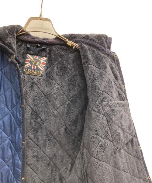 LAVENHAM（ラベンハム）LAVENHAM (ラベンハム) フーデッドキルティングジャケット ネイビー サイズ:M(US8)の古着・服飾アイテム