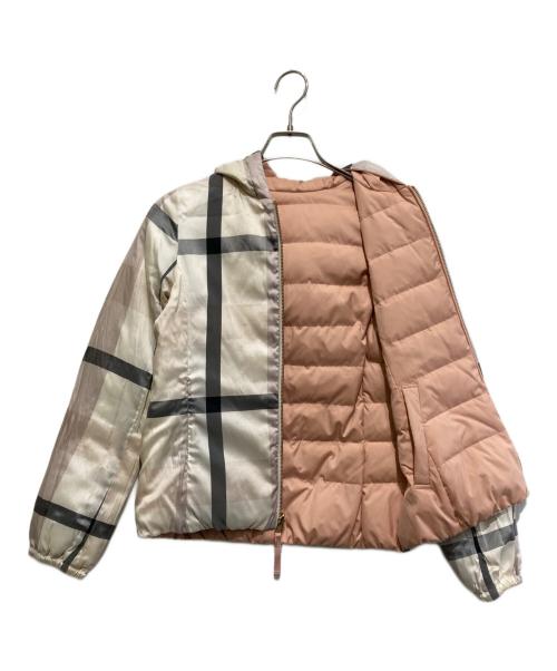 BLUE LABEL CRESTBRIDGE（ブルーレーベルクレストブリッジ）BLUE LABEL CRESTBRIDGE (ブルーレーベルクレストブリッジ) REVERSIBLE DOWN HOODIE アイボリー サイズ:38の古着・服飾アイテム