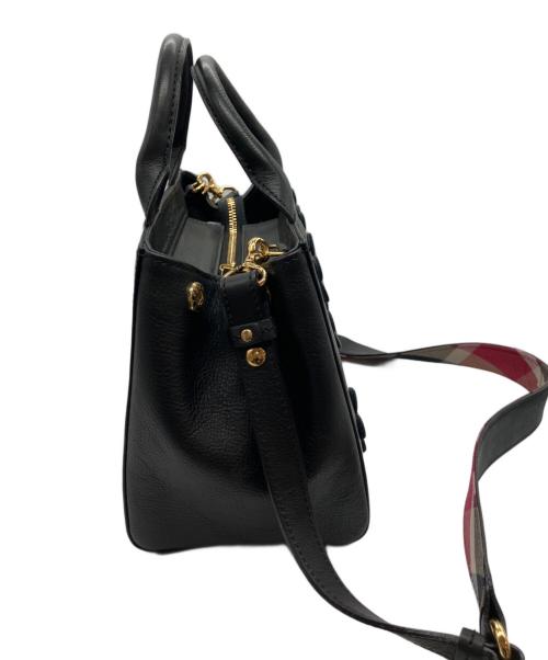 BLUE LABEL CRESTBRIDGE（ブルーレーベルクレストブリッジ）BLUE LABEL CRESTBRIDGE (ブルーレーベルクレストブリッジ) フラワーモチーフ2WAYバッグ ブラックの古着・服飾アイテム