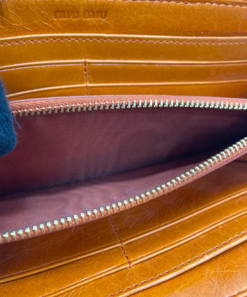 MIU MIU（ミュウミュウ）MIU MIU (ミュウミュウ) マテラッセL字ファスナー長財布 オレンジの古着・服飾アイテム