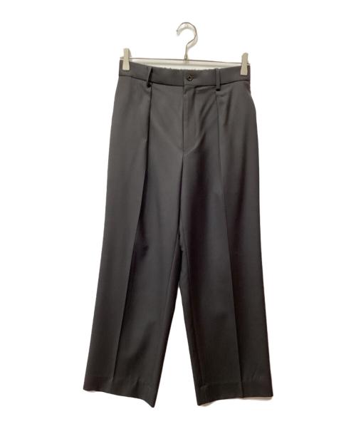 MARKAWARE（マーカウェア）MARKAWARE (マーカウェア) ONE TUCK TAPERED TROUSERS グレー サイズ:2の古着・服飾アイテム