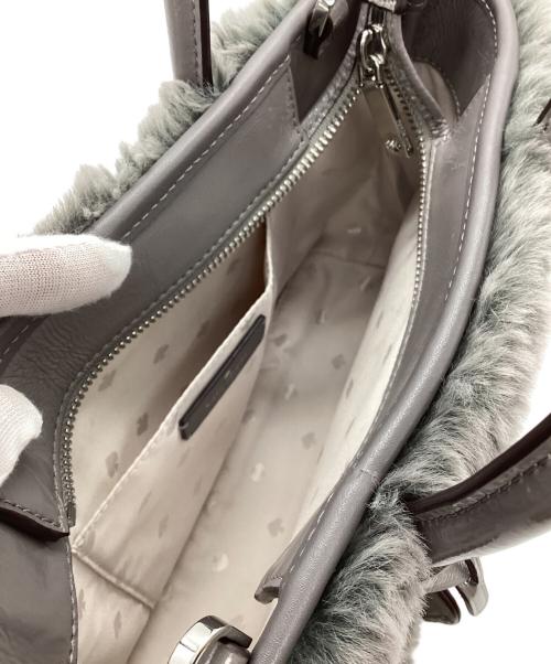 Kate Spade（ケイトスペード）Kate Spade (ケイトスペード) ファーハンドバッグ グレーの古着・服飾アイテム