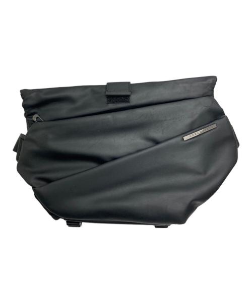urbanature（アーバンネイチャー）urbanature (アーバンネイチャー) R1 mega sling bag　ショルダーバッグ ブラックの古着・服飾アイテム