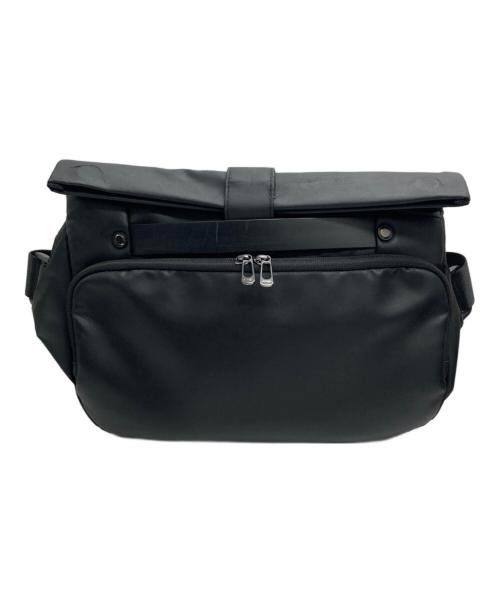 urbanature（アーバンネイチャー）urbanature (アーバンネイチャー) R1 mega sling bag　ショルダーバッグ ブラックの古着・服飾アイテム