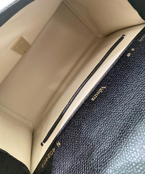 Valextra（ヴァレクストラ）Valextra (ヴァレクストラ) ミニ イジィデ ブラック サイズ:ミニの古着・服飾アイテム