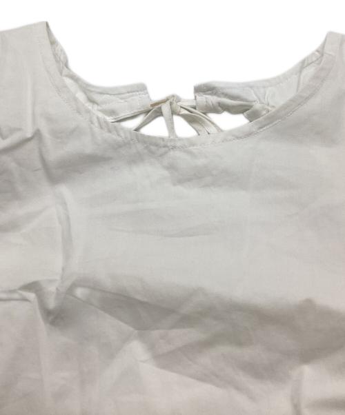 Sea Room lynn（シールームリン）Sea Room lynn (シールームリン) バックオープンフレアーギャザーワンピース ホワイト サイズ:Sの古着・服飾アイテム