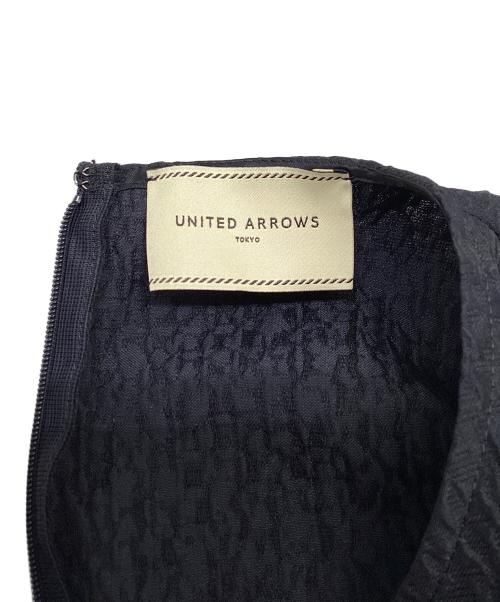 UNITED ARROWS（ユナイテッドアローズ）UNITED ARROWS (ユナイテッドアローズ) エアリージャカード シャーリング フレアスリーブ ブラウス ネイビー サイズ:Freeの古着・服飾アイテム