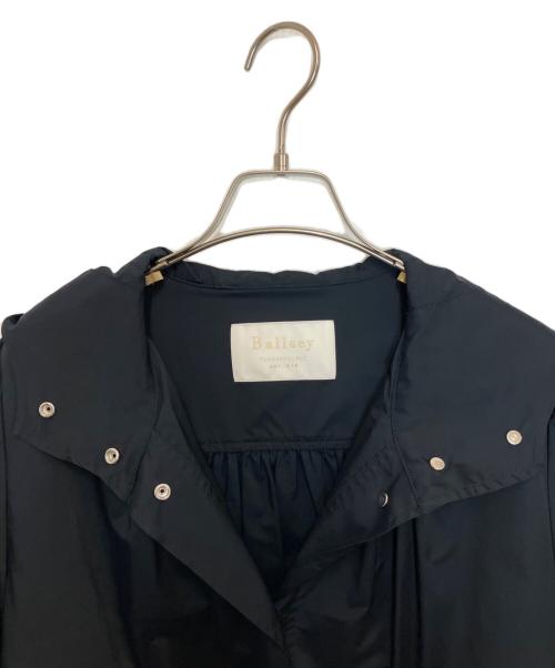 BALLSEY（ボールジィ）BALLSEY (ボールジィ) ライトタフタ フーデットショートコート ネイビー サイズ:36の古着・服飾アイテム