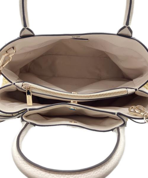 Kate Spade（ケイトスペード）Kate Spade (ケイトスペード) ダンプリングストローラージサッチェル アイボリーの古着・服飾アイテム