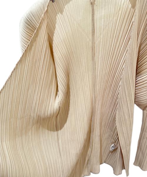 PLEATS PLEASE（プリーツプリーズ）PLEATS PLEASE (プリーツプリーズ) プリーツカーディガン ベージュ サイズ:4の古着・服飾アイテム