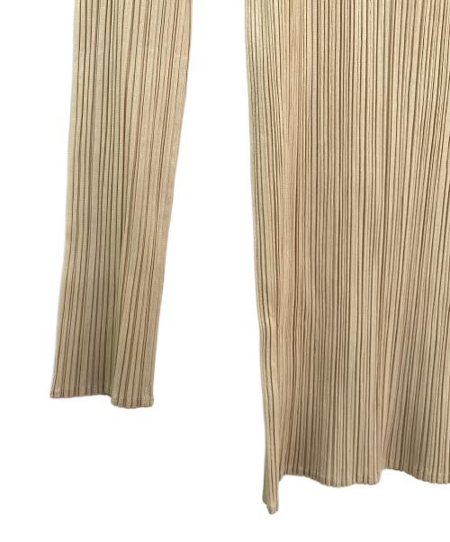 PLEATS PLEASE（プリーツプリーズ）PLEATS PLEASE (プリーツプリーズ) ハイネックプリーツブラウス ベージュ サイズ:4の古着・服飾アイテム