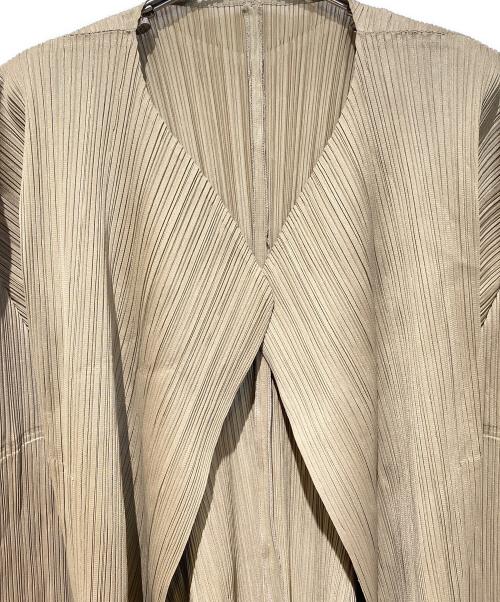 PLEATS PLEASE（プリーツプリーズ）PLEATS PLEASE (プリーツプリーズ) プリーツカーディガン ベージュ サイズ:3の古着・服飾アイテム