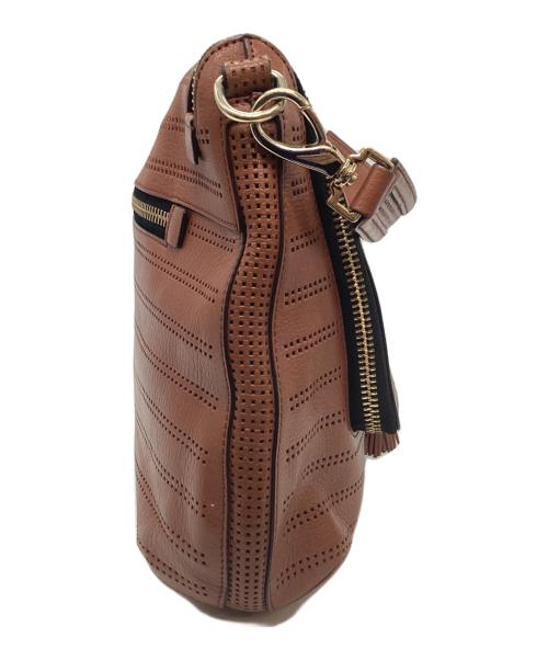 ANYA HINDMARCH（アニヤ・ハインドマーチ）ANYA HINDMARCH (アニヤハインドマーチ) 2WAYバッグ/カットワーク マキシジップ サッチェル ブラウンの古着・服飾アイテム