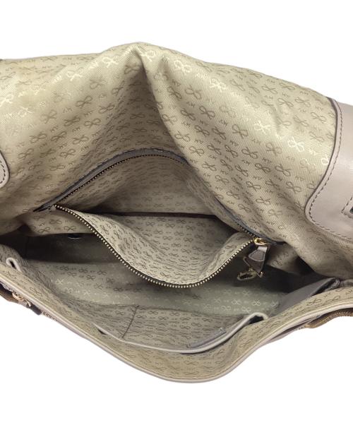 ANYA HINDMARCH（アニヤ・ハインドマーチ）ANYA HINDMARCH (アニヤハインドマーチ) 2WAYバッグ/カットワーク マキシジップ サッチェル ブラウンの古着・服飾アイテム