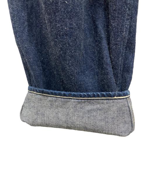 COMOLI（コモリ）COMOLI (コモリ) デニム ベルテッドパンツ インディゴ サイズ:3の古着・服飾アイテム