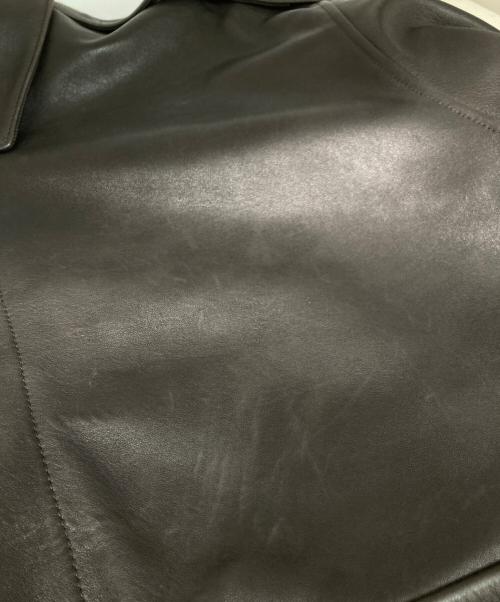 COMOLI（コモリ）COMOLI (コモリ) シープスキンA-2ジャケット ブラウン サイズ:3の古着・服飾アイテム