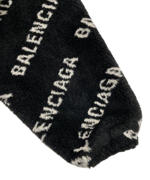 BALENCIAGA（バレンシアガ）BALENCIAGA (バレンシアガ) ロゴ総柄ボアフェイクファーオーバーサイズジャケット ブラック サイズ:44の古着・服飾アイテム
