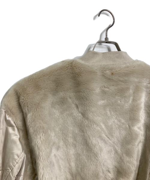 Snidel（スナイデル）Snidel (スナイデル) ALPHA (アルファ) リバーシブルMA-1  ショート丈アウター　アウター ベージュ サイズ:Mの古着・服飾アイテム