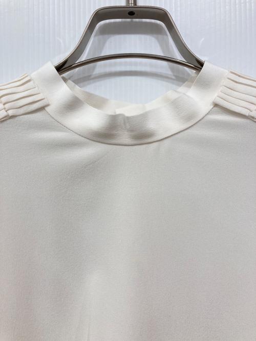 Col Pierrot（コルピエロ）Col Pierrot (コルピエロ) ギャザーショルダーシルクブラウス ベージュ サイズ:38の古着・服飾アイテム