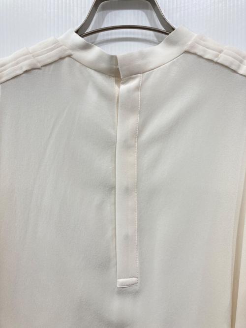 Col Pierrot（コルピエロ）Col Pierrot (コルピエロ) ギャザーショルダーシルクブラウス ベージュ サイズ:38の古着・服飾アイテム