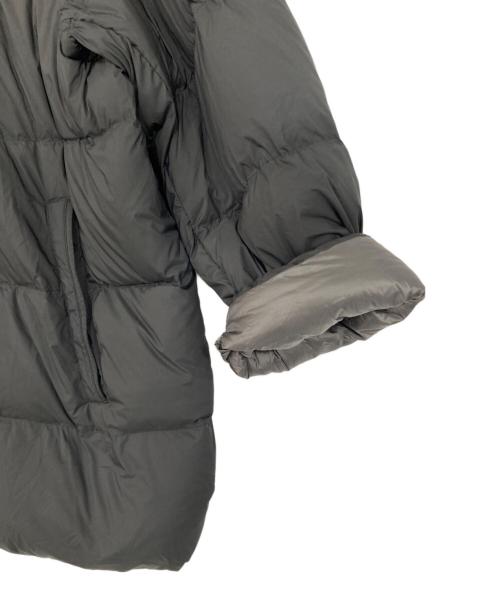 UNIQLO（ユニクロ）UNIQLO (ユニクロ) パウダーソフトダウンジャケット ブラック サイズ:3XL 未使用品の古着・服飾アイテム