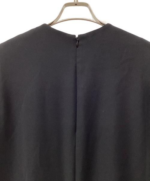 ENFOLD（エンフォルド）ENFOLD (エンフォルド) センタースリットタンクトップブラウス ブラック サイズ:38の古着・服飾アイテム