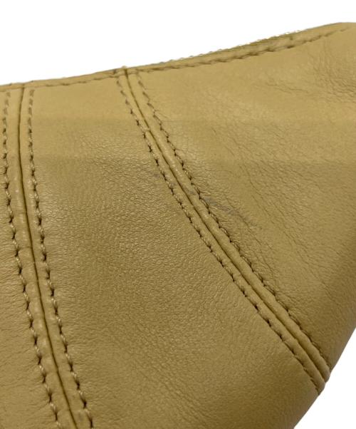 LEMAIRE（ルメール）LEMAIRE (ルメール) CROISSANT COIN PURSE ベージュの古着・服飾アイテム