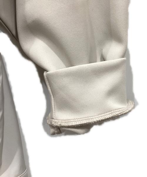 HERNO（ヘルノ）HERNO (ヘルノ) Laminar スウェット ベージュ サイズ:42の古着・服飾アイテム