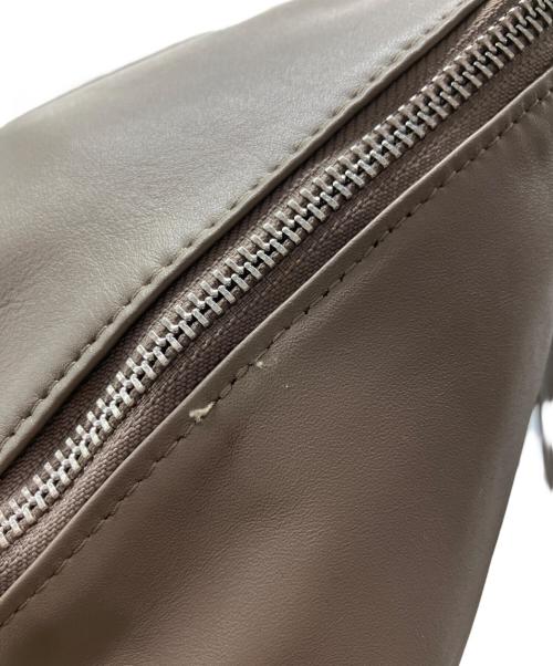 GALLARDA GALANTE（ガリャルダガランテ）GALLARDA GALANTE (ガリャルダガランテ) レザーバックパック ベージュの古着・服飾アイテム