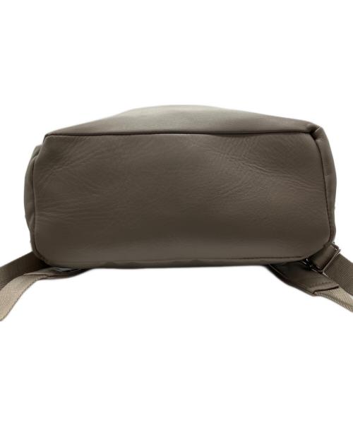 GALLARDA GALANTE（ガリャルダガランテ）GALLARDA GALANTE (ガリャルダガランテ) レザーバックパック ベージュの古着・服飾アイテム