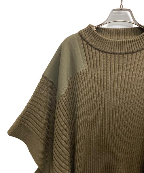 HYKE（ハイク）HYKE (ハイク) COMMAND SWEATER PONCHO カーキ サイズ:記載なしの古着・服飾アイテム