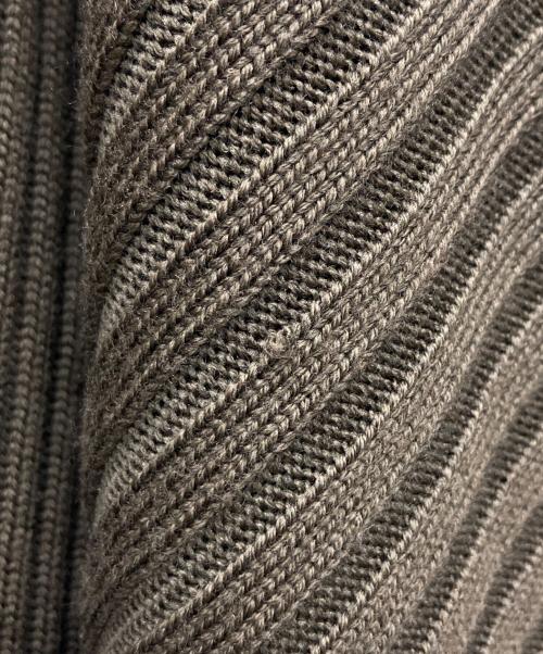 HYKE（ハイク）HYKE (ハイク) COMMAND SWEATER PONCHO カーキ サイズ:記載なしの古着・服飾アイテム