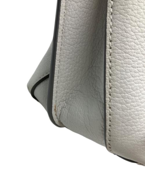 MCM（エムシーエム）MCM (エムシーエム) 2WAYバッグ ホワイトの古着・服飾アイテム