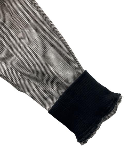 FRED PERRY（フレッドペリー）FRED PERRY (フレッドペリー) ボンバージャケット グレー サイズ:XSの古着・服飾アイテム