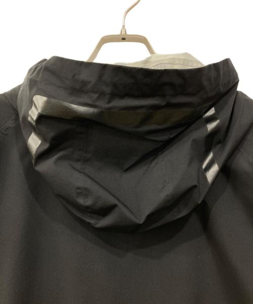 DESCENTE ALLTERRAIN（デザイント オルテライン）DESCENTE ALLTERRAIN (デザイント オルテライン) STREAMLINE ACTIVE SHELL JACKET / ストリームライン アクティブ シェルジャケット ブラック サイズ:Lの古着・服飾アイテム
