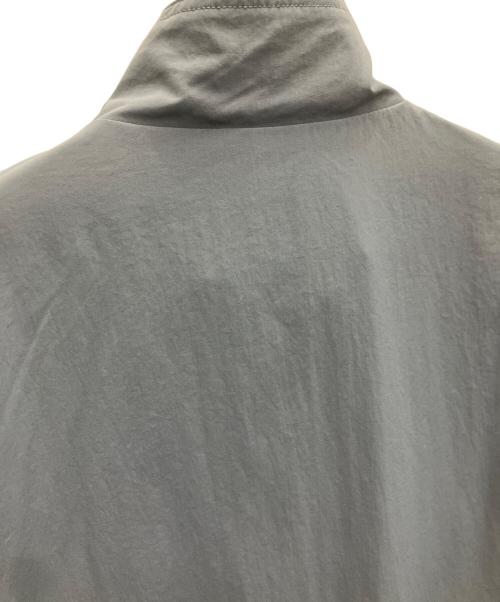 PENNEYS（ペニーズ）PENNEYS (ペニーズ) URBAN RESEARCH DOORS (アーバンリサーチドアーズ) THE FOX ナイロンスタンドブルゾン グレー サイズ:Lの古着・服飾アイテム